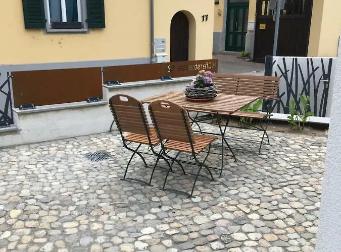 Schmuckkaestle Am Hafen