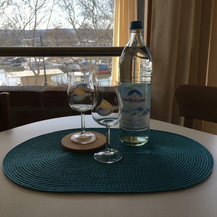 Schmuckkaestle Am Hafen Appartement Wiesbaden